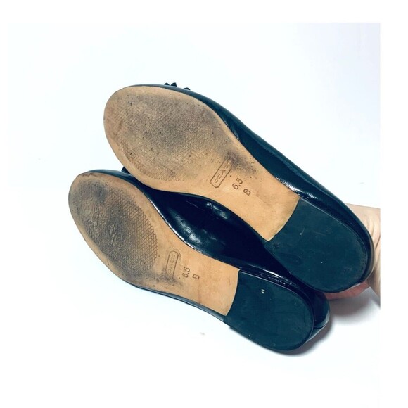 Coach 6.5 Black Patent Leather Flats Floral Toe Chrisann - Picture 5 of 6